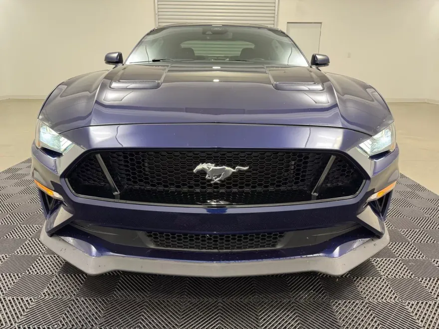 2020 Ford Mustang GT Premium photo 1