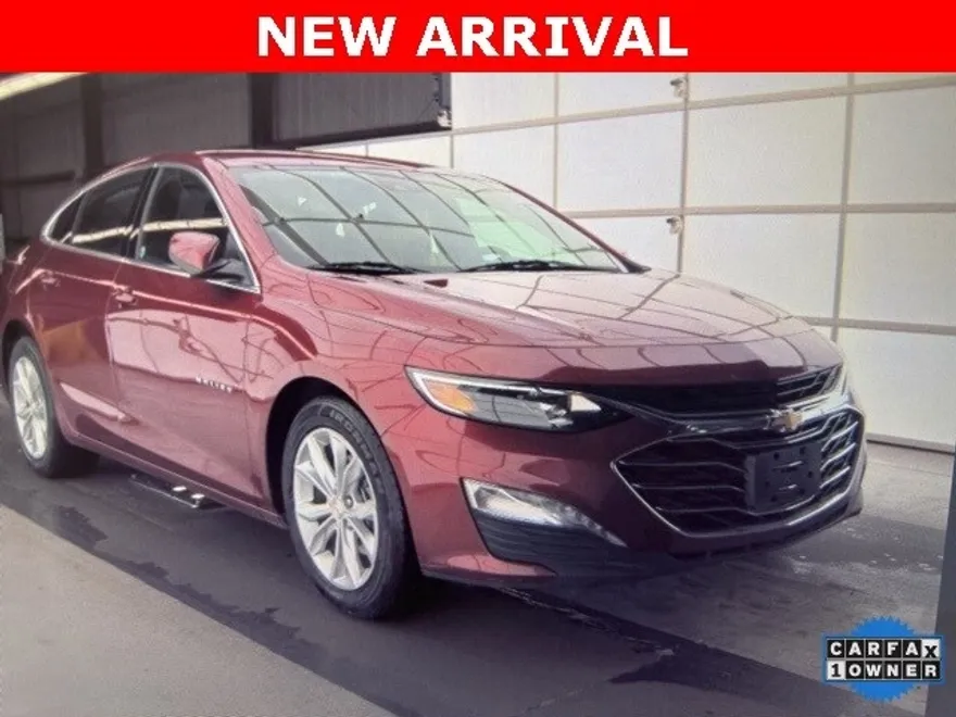 2024 Chevrolet Malibu 1LT photo 1