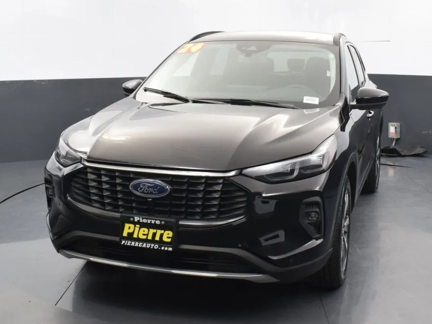 2024 Ford Escape Platinum photo 1