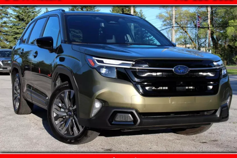 2025 Subaru Forester Touring photo 1