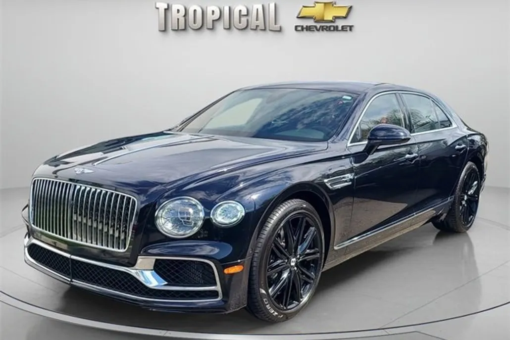2021 Bentley Flying Spur V8 photo 1