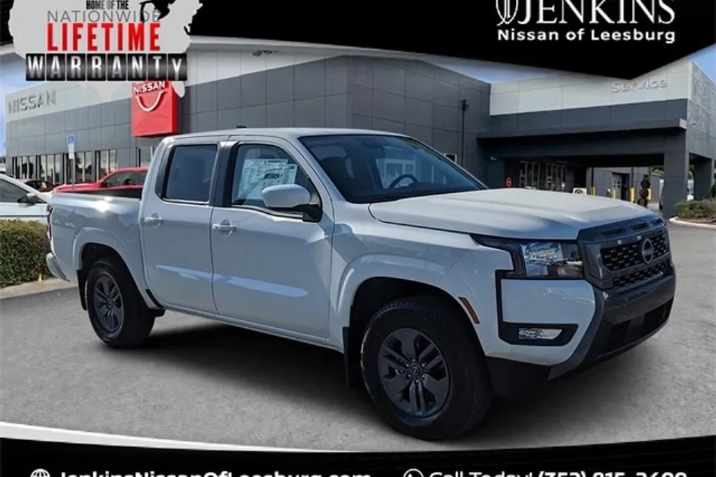 2025 Nissan Frontier SV photo 1