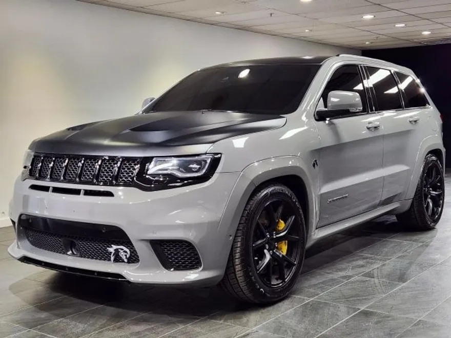 2021 Jeep Grand Cherokee Trackhawk Sport photo 1