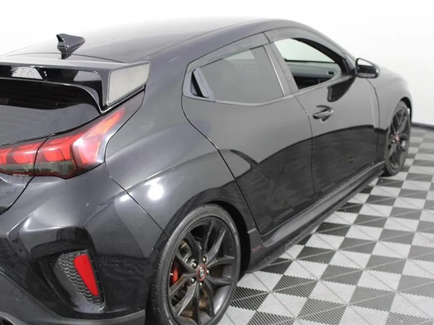2019 Hyundai Veloster Turbo R-Spec photo 1