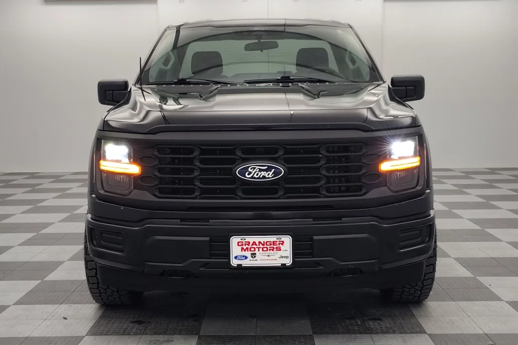 2024 Ford F-150 XL photo 1