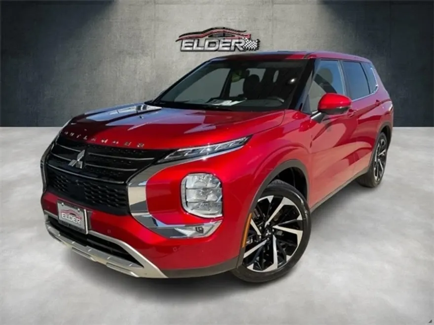 2024 Mitsubishi Outlander SE photo 1