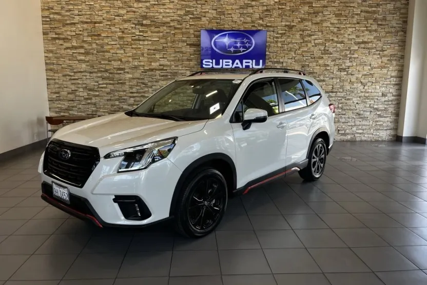 2023 Subaru Forester Sport photo 1