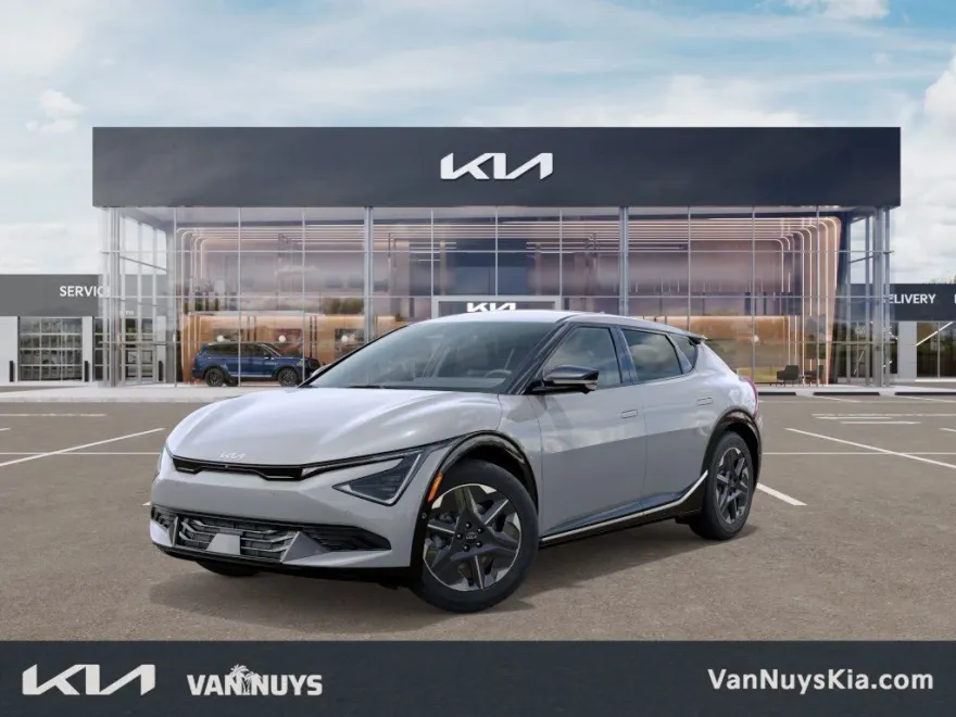 2025 Kia EV6 Light photo 1