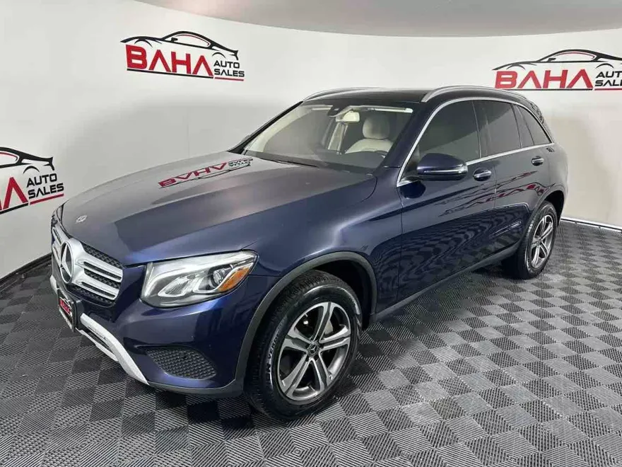 2019 Mercedes Benz GLC 300 4MATIC photo 1