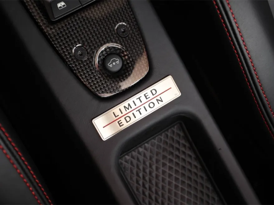 2015 Ferrari 458 Spider Base photo 38