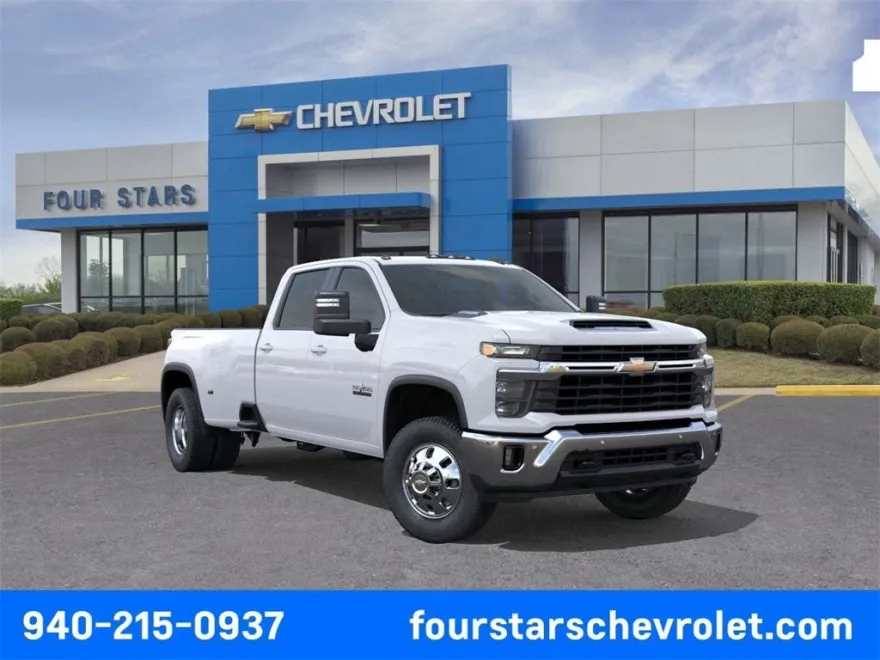 2026 Chevrolet Silverado 3500HD LT photo 1