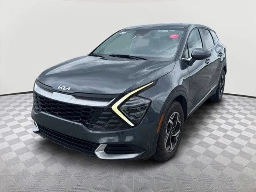 2024 Kia Sportage LX photo 1