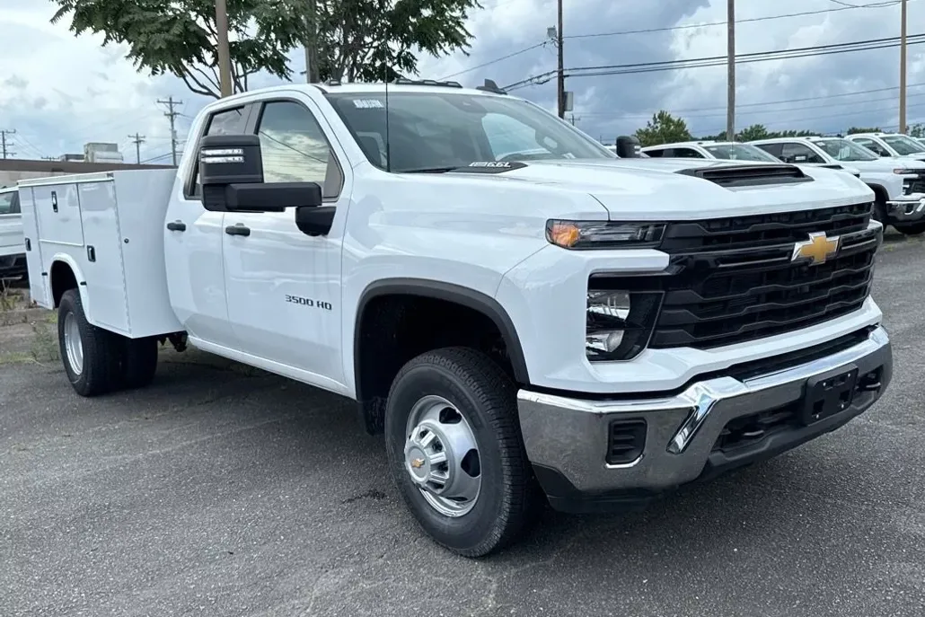 2024 Chevrolet Silverado 3500HD Work Truck photo 1