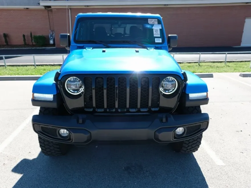 2022 Jeep Gladiator Willys photo 1