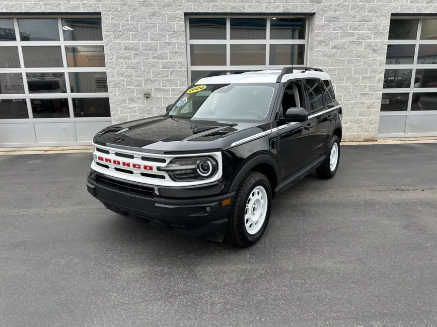 2024 Ford Bronco Sport Heritage photo 1