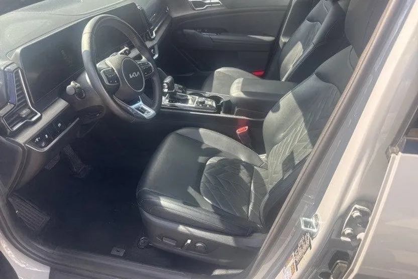 2023 Kia Sportage X-Line photo 1