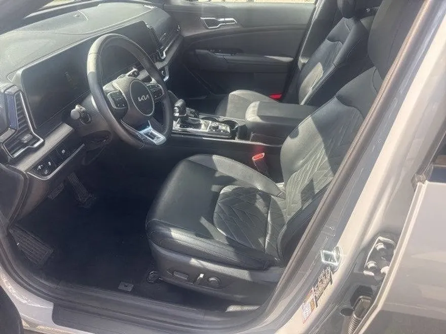 2023 Kia Sportage X-Line photo 1