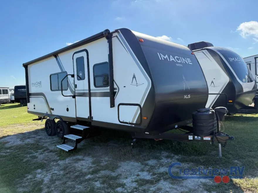 2026 Grand Design Recreational Imagine Narrow Body photo 1
