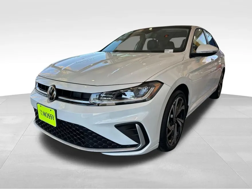 2025 Volkswagen Jetta 1.5T SEL photo 1