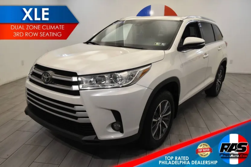 2019 Toyota Highlander SE XLE photo 1