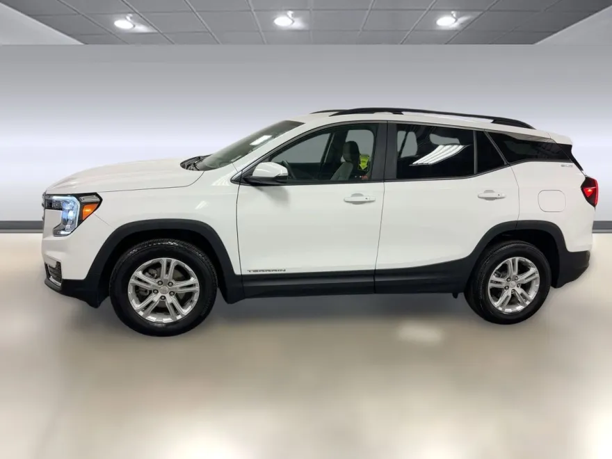 2023 Gmc Terrain SLE photo 1