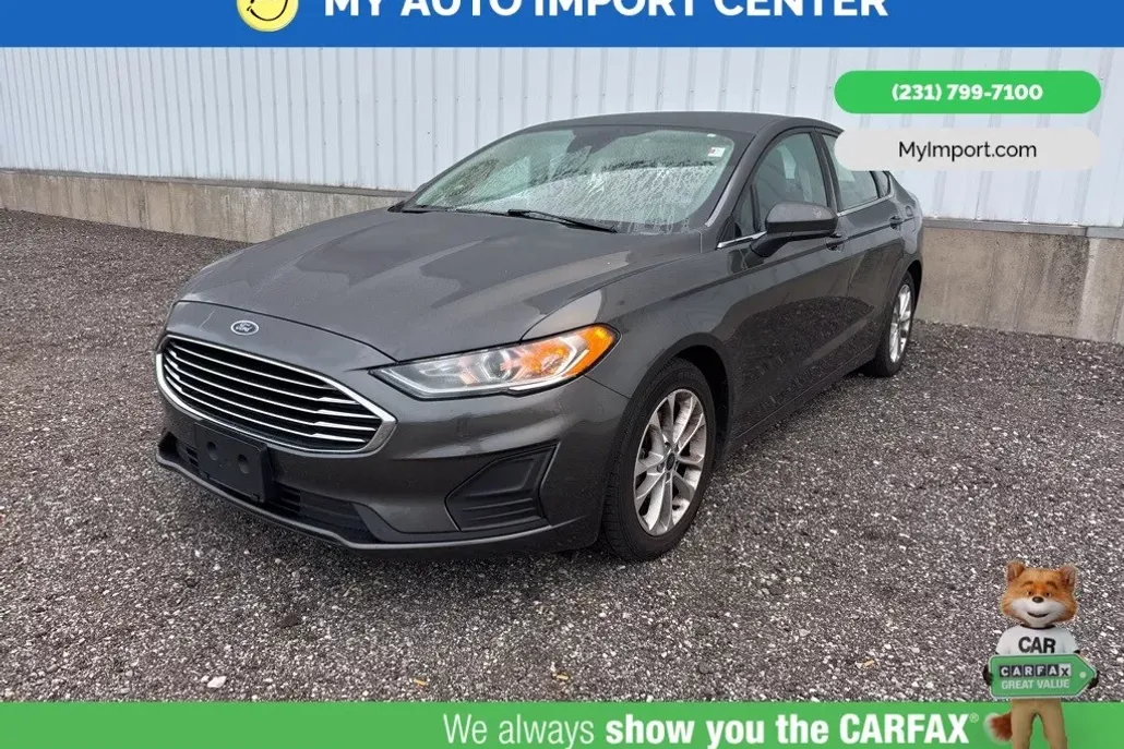 2019 Ford Fusion SE photo 1