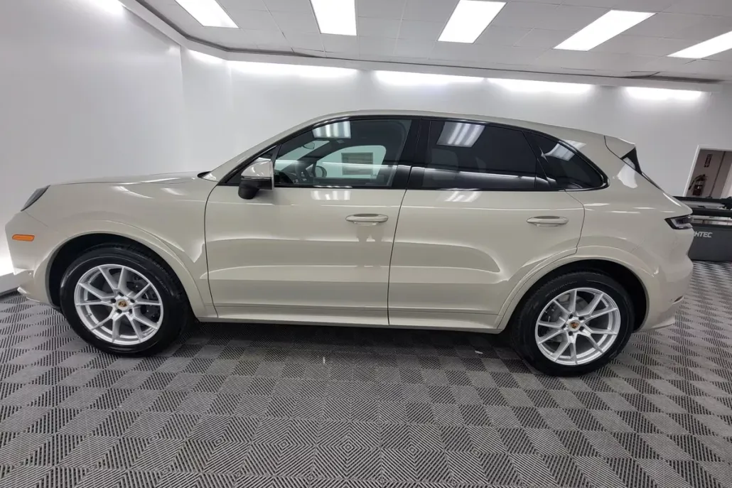 2026 Porsche Cayenne photo 1