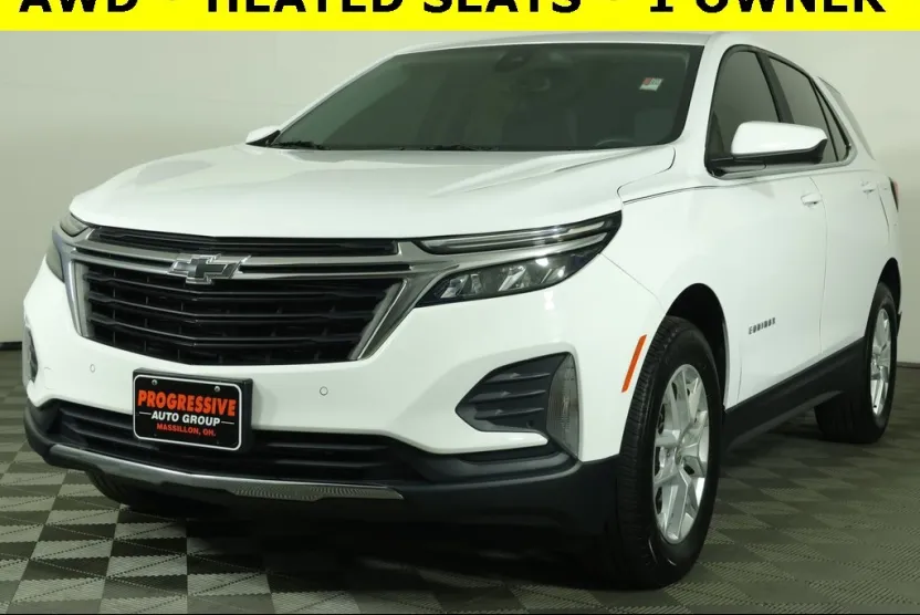 2022 Chevrolet Equinox LT photo 1