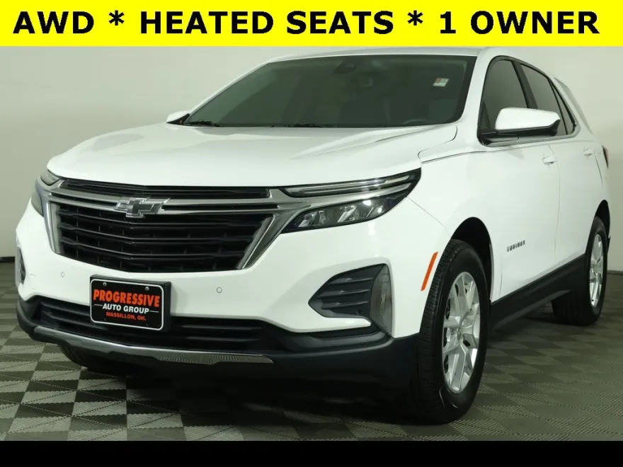 2022 Chevrolet Equinox LT photo 1