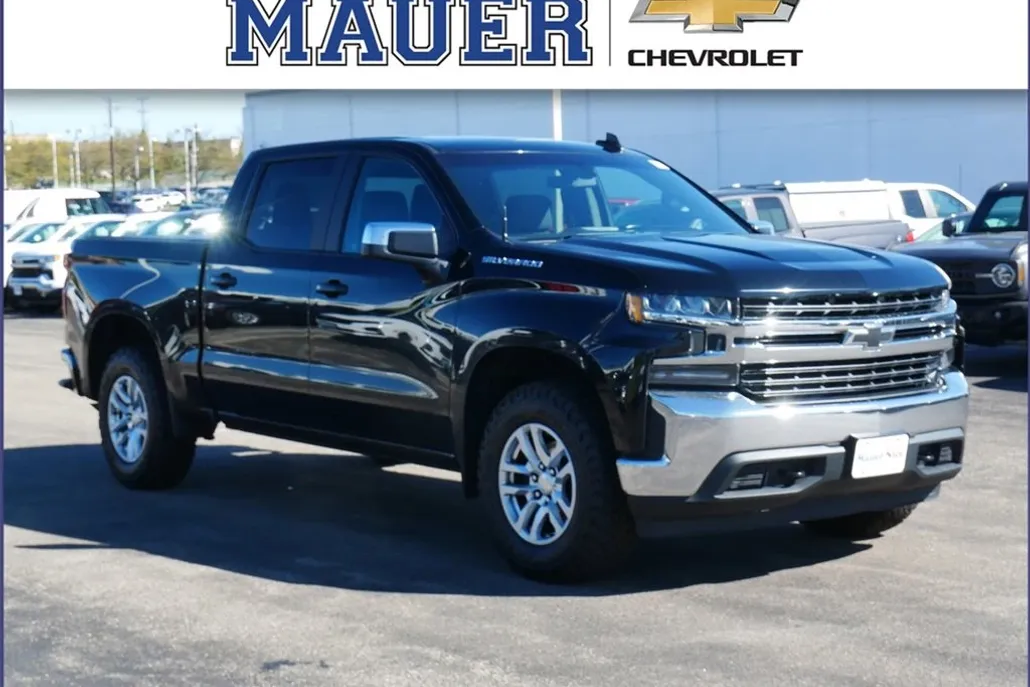 2019 Chevrolet Silverado 1500 LT photo 1