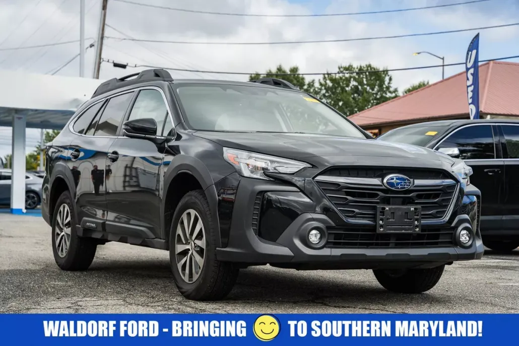 2024 Subaru Outback Premium photo 1