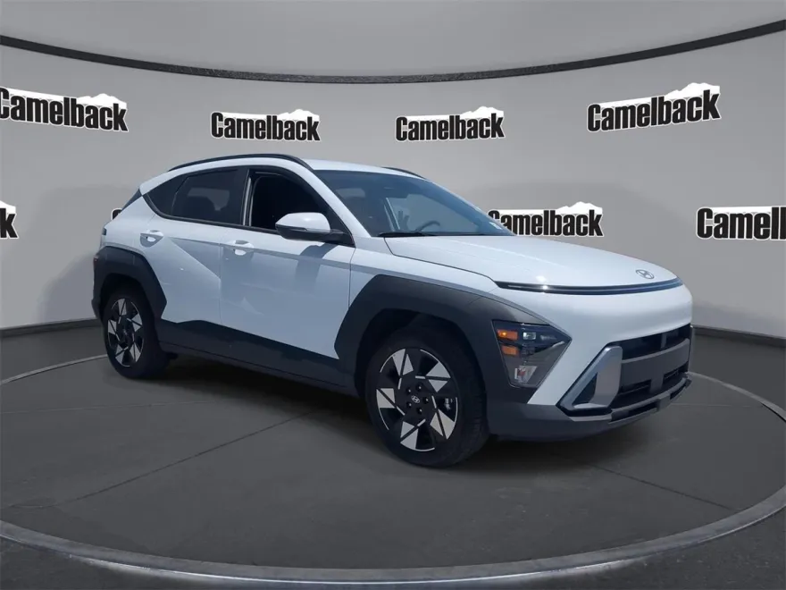 2025 Hyundai Kona SEL photo 1