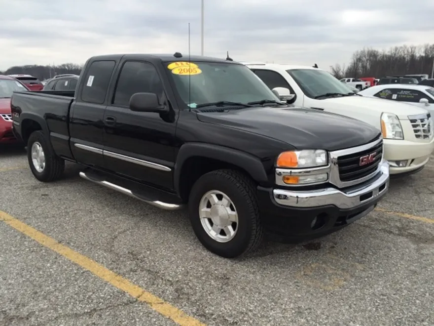 2005 Gmc Sierra 1500 photo 1