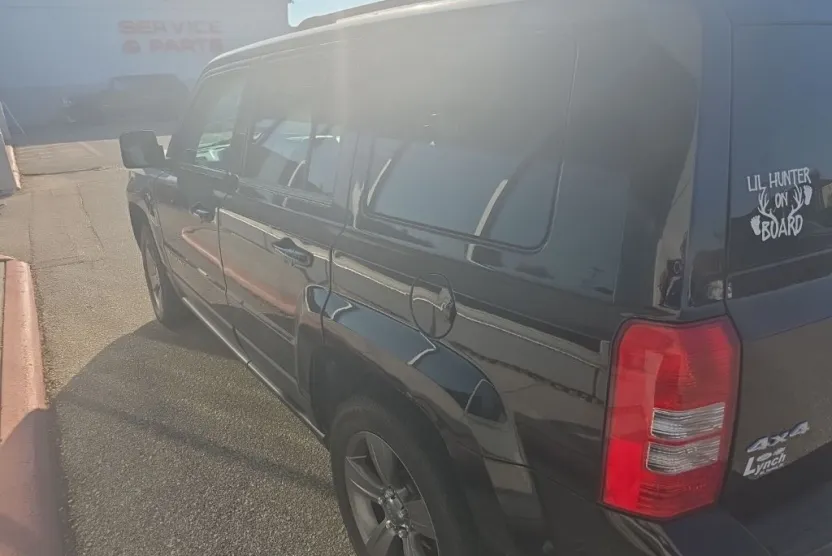 2015 Jeep Patriot High Altitude photo 1