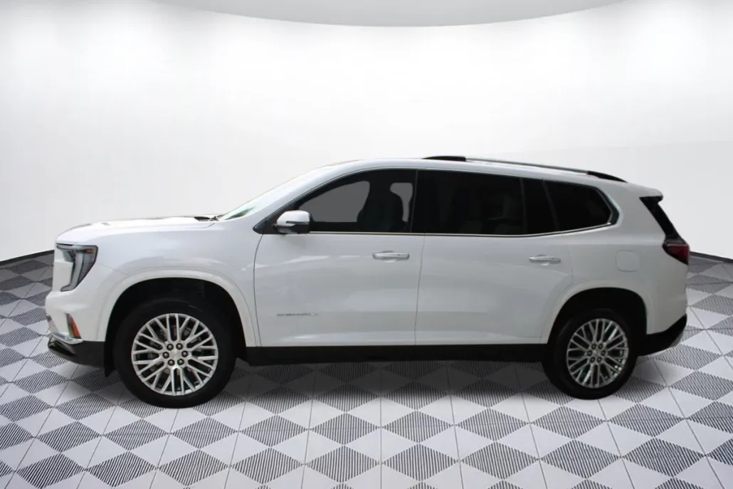 2024 Gmc Acadia Denali photo 1