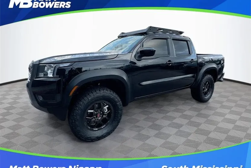 2025 Nissan Frontier SV photo 1