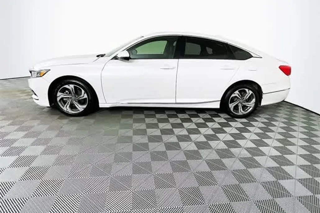 2020 Honda Accord EX-L photo 1