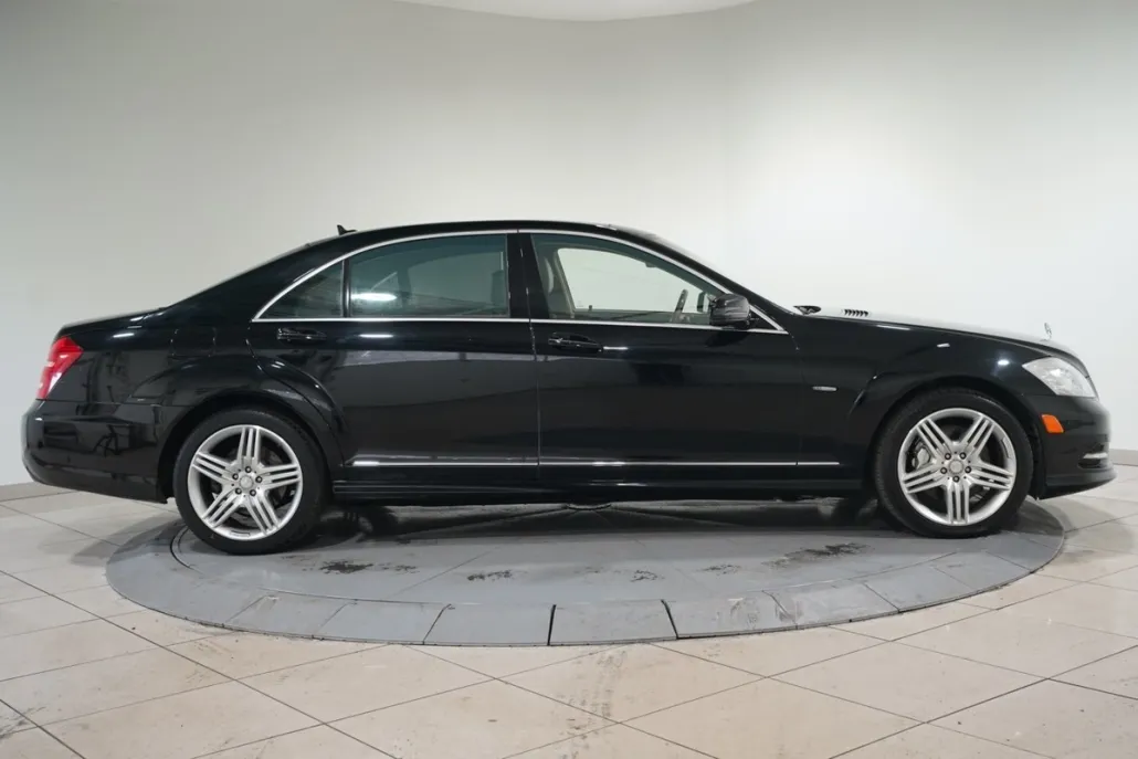 2012 Mercedes Benz S 550 4MATIC photo 1