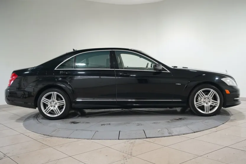 2012 Mercedes Benz S 550 4MATIC photo 1