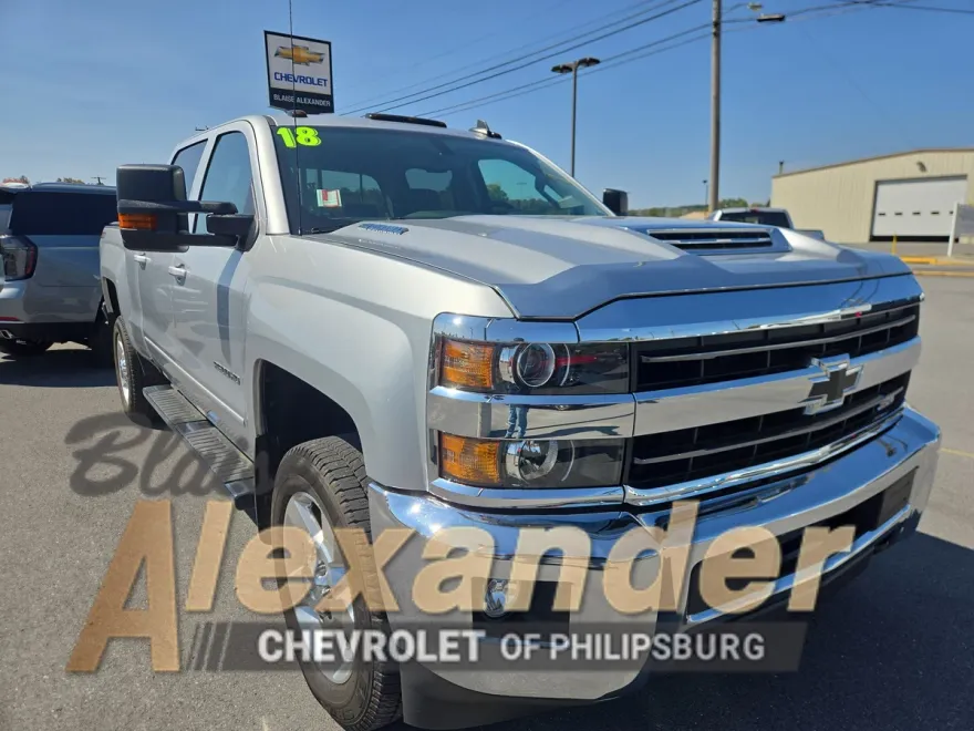2018 Chevrolet Silverado 2500HD LT photo 1
