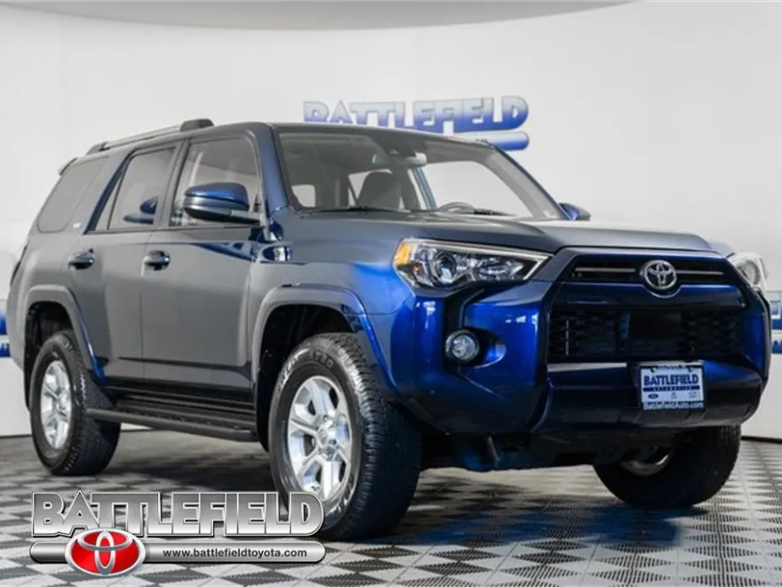 2020 Toyota 4Runner SR5 photo 1