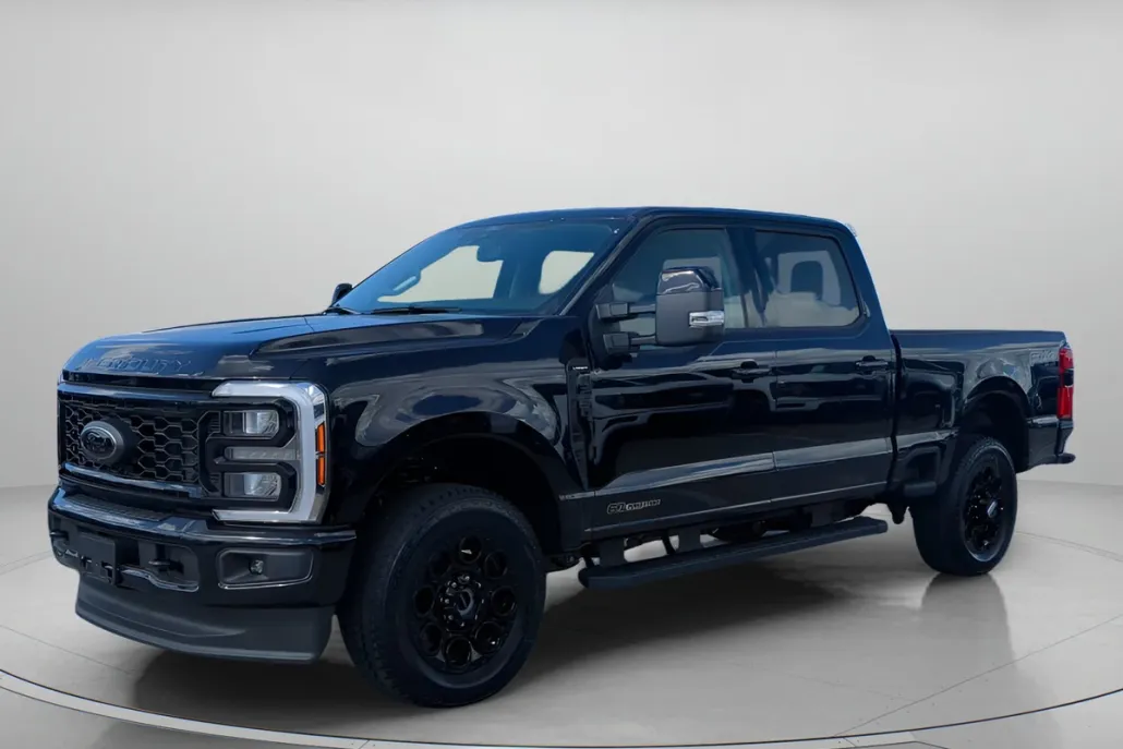 2025 Ford F-250 Lariat photo 1
