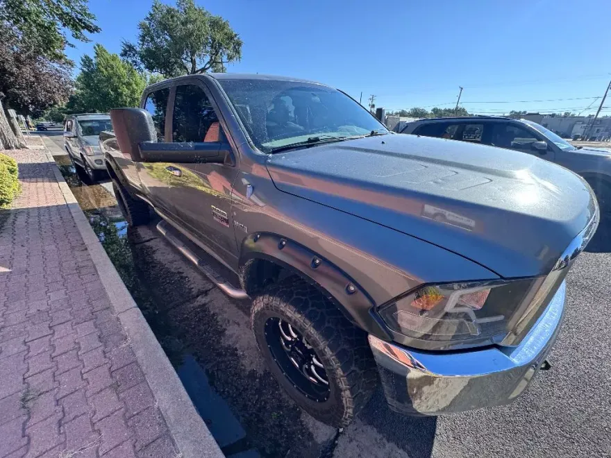 2011 Dodge Ram SLT photo 1