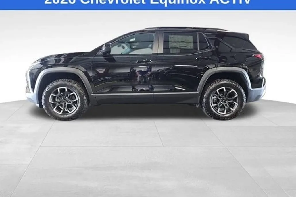 2026 Chevrolet Equinox ACTIV photo 1