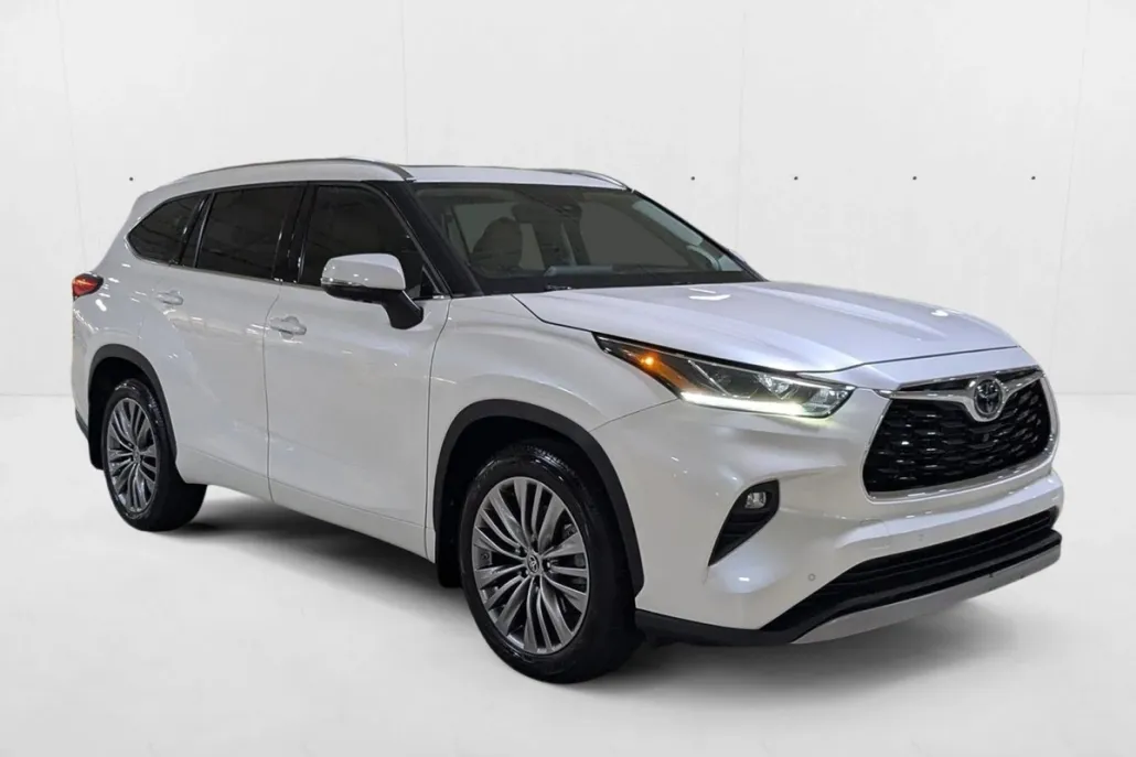 2021 Toyota Highlander Platinum photo 1