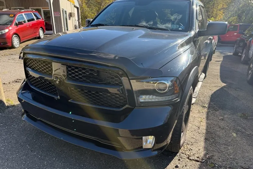 2015 Ram 1500 Tradesman photo 1