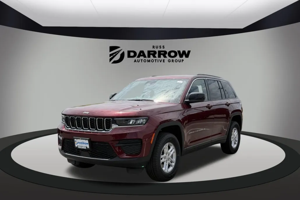 2025 Jeep Grand Cherokee Laredo photo 1