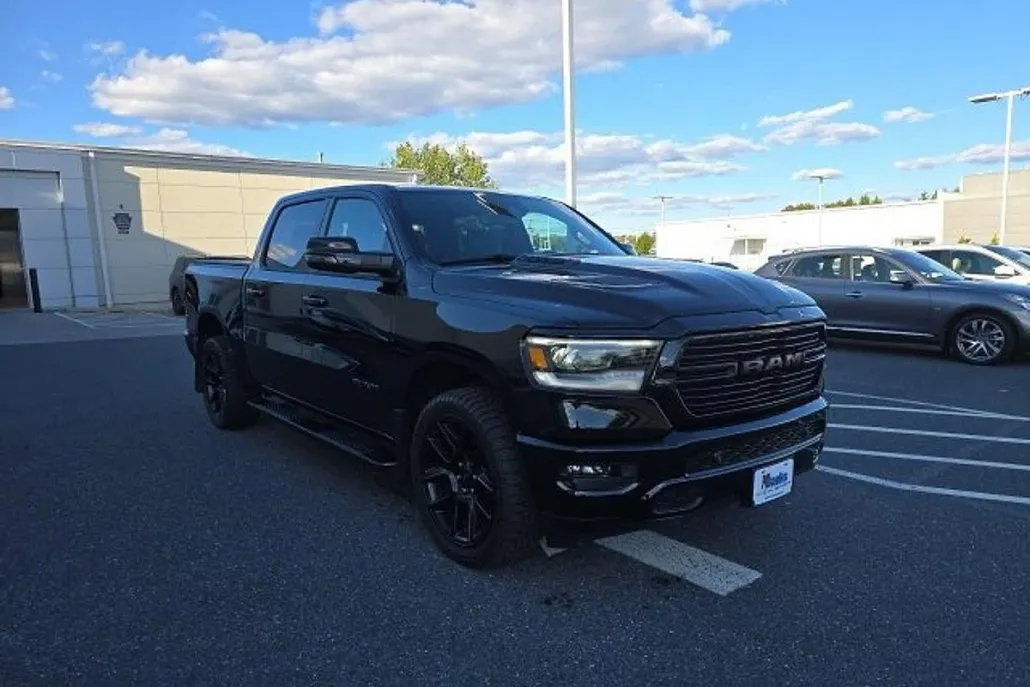 2024 Ram 1500 Laramie photo 1