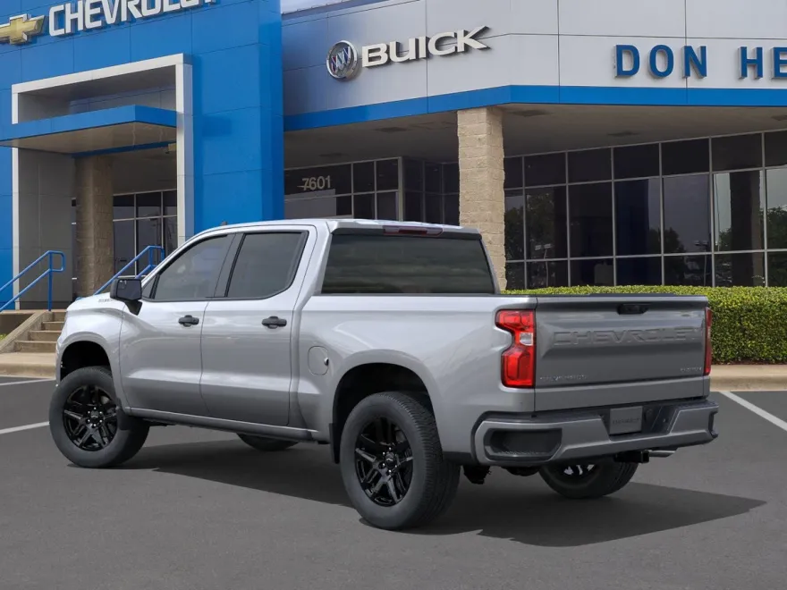 2026 Chevrolet Silverado 1500 Custom photo 1