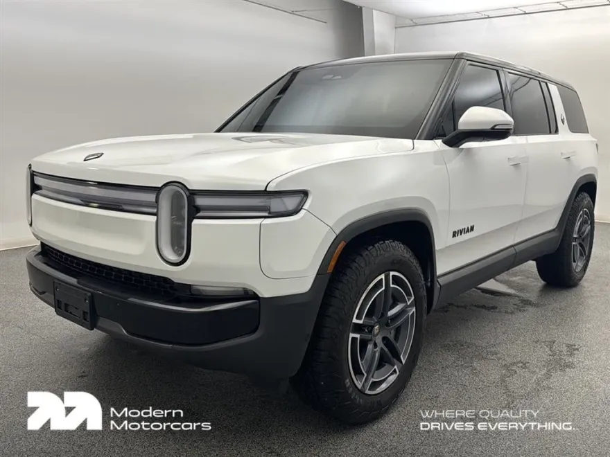 2025 Rivian R1S Adventure photo 1